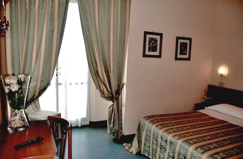 Hotel Acerboli ريميني المظهر الخارجي الصورة