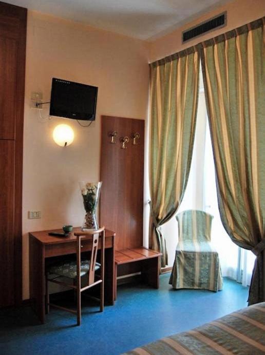 Hotel Acerboli ريميني المظهر الخارجي الصورة